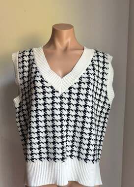 Princess Polly houndstooth Vest Sz XS